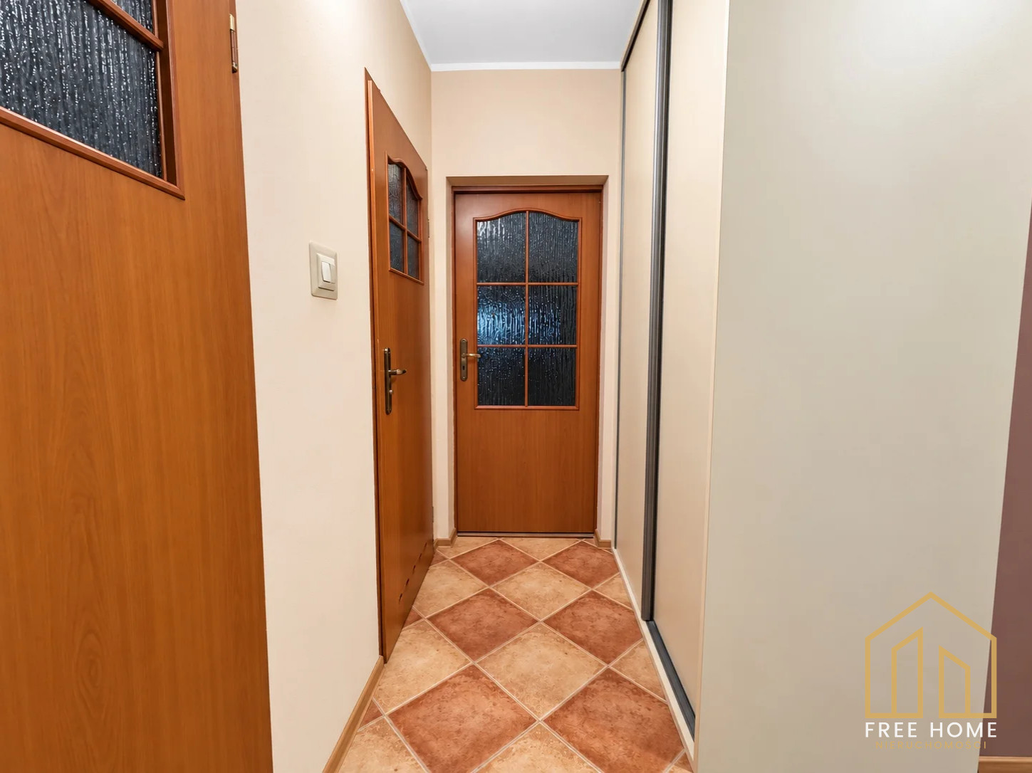3-pokojowe mieszkanie z balkonem na parterze, Głogów ul. Królewska — miniatura 16