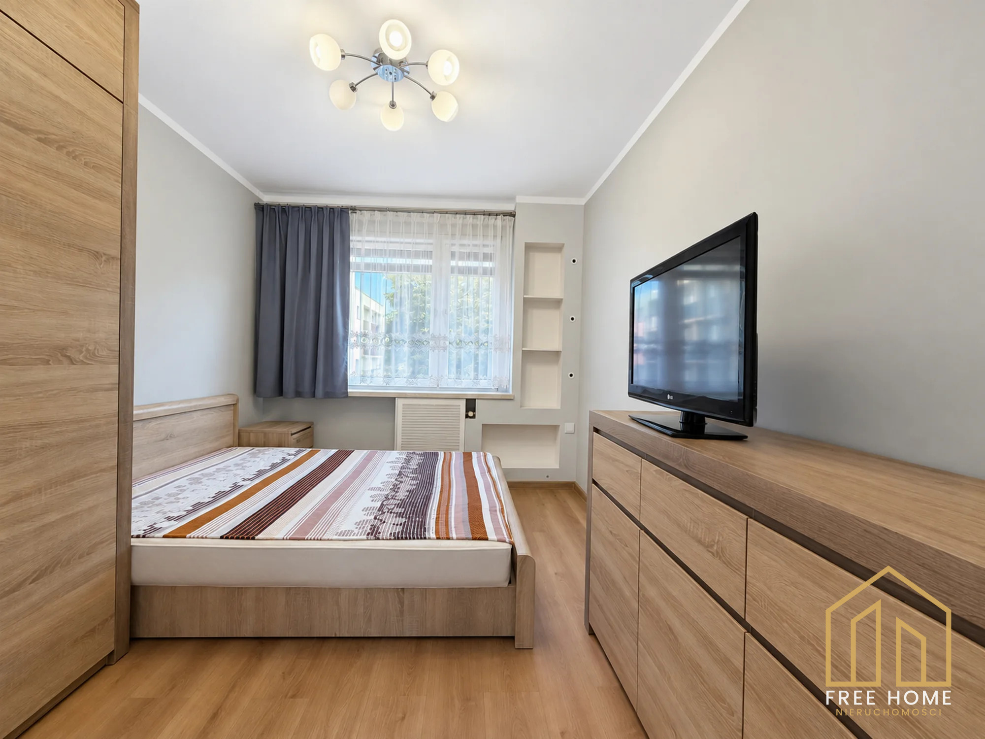 Mieszkanie 2-pokojowe z balkonem 2 Piętro na Os. Kopernik — miniatura 7